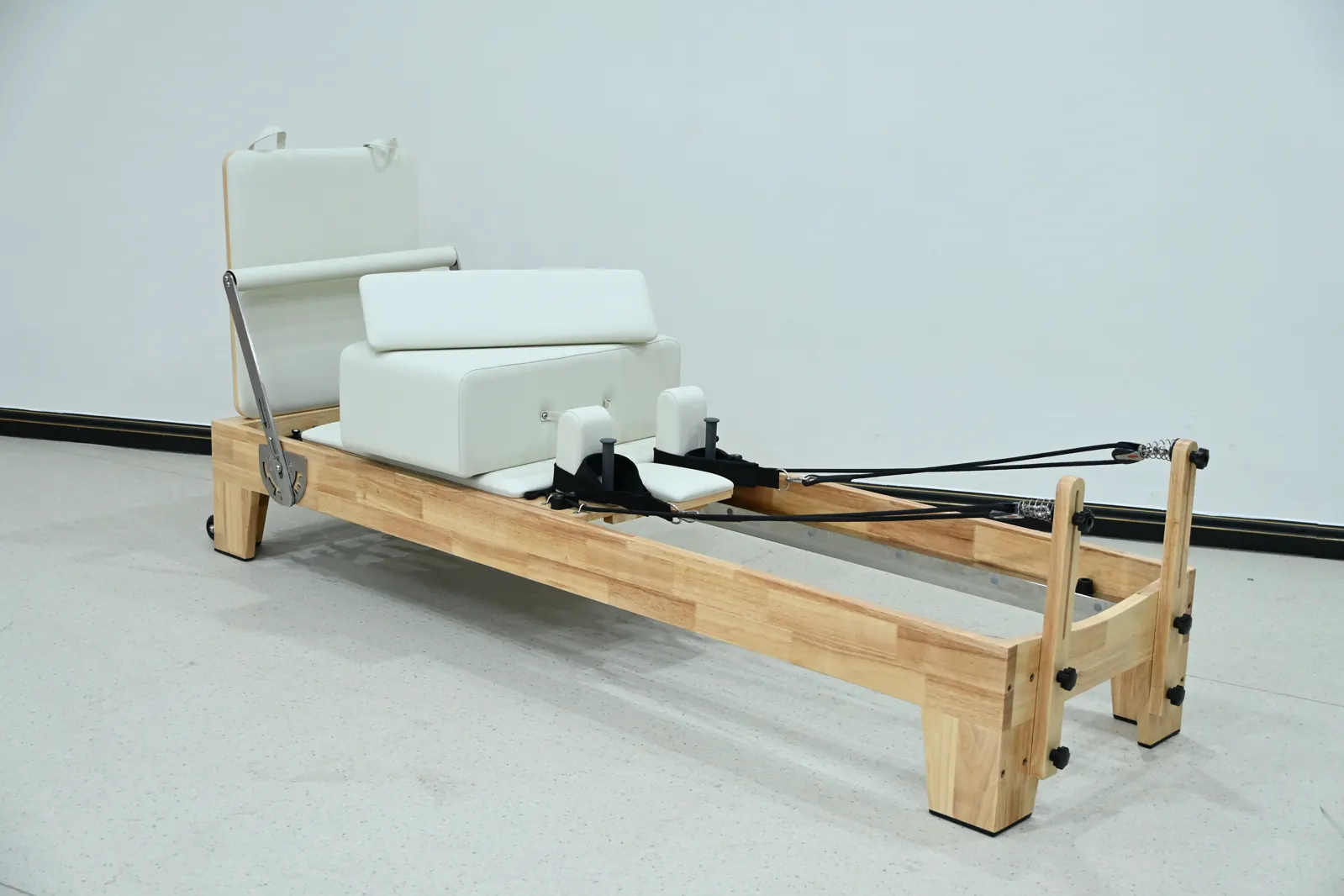 Reformer Pilates profesional para equipar un estudio